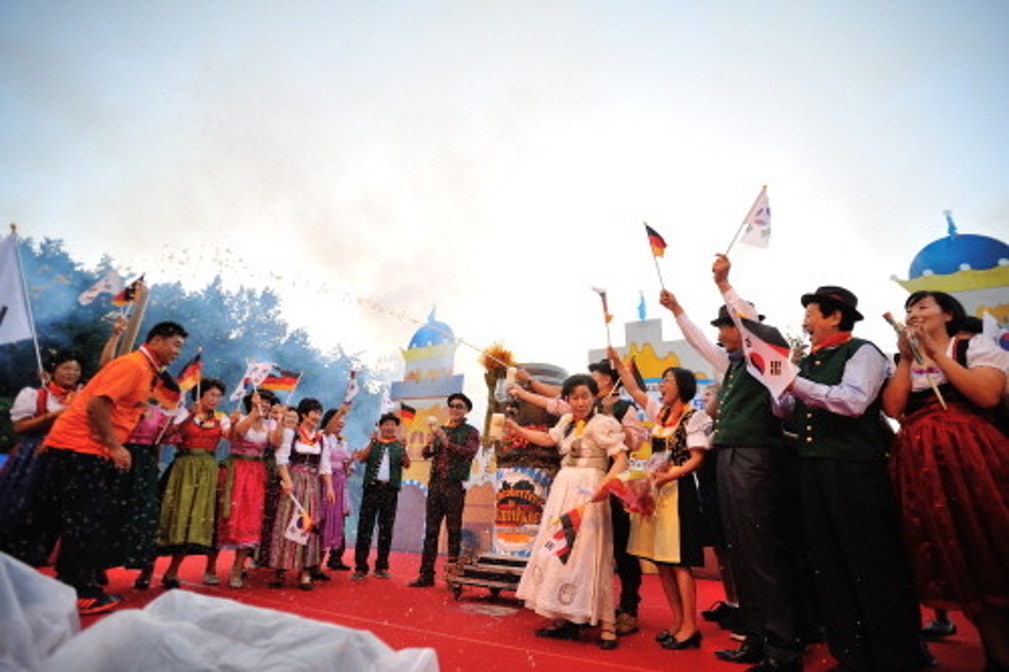 남해 독일마을 맥주축제 전시 썸내일