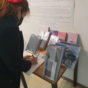 리뷰 썸내일