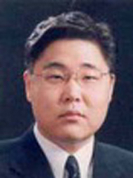 교육자 김정인사진