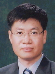 교육자 김석진사진