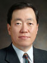 전 교수 김세동사진