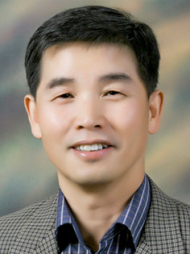 교육자 김성홍사진
