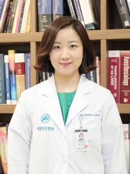 의사 김하정사진