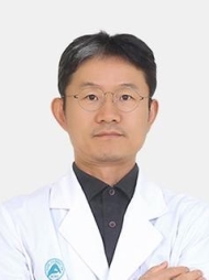 의사 안재홍사진