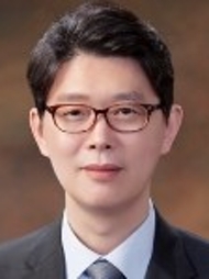 대학교수 김종우사진