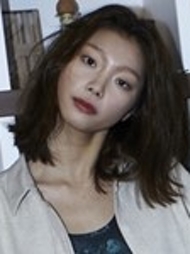 모델 김윤경사진