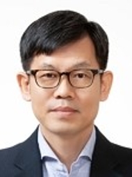 대학교수 김상훈사진