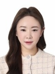 대학교수 김아람사진
