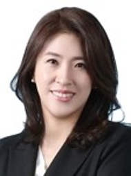 변호사 김윤정사진