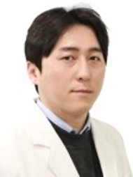 의사 김정권사진