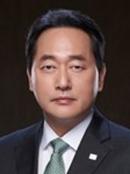 준정부기관인 김태현사진