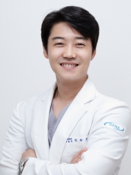 의사 김용준사진