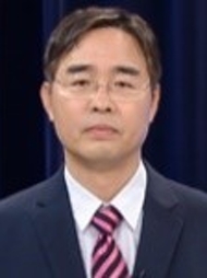 대학교수 김진만사진