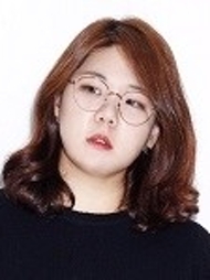 가수 김진이사진
