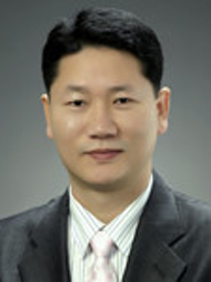 정당인 김상진사진