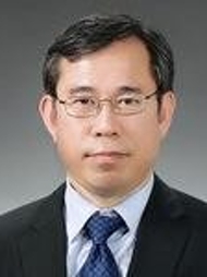 대학교수 김용수사진