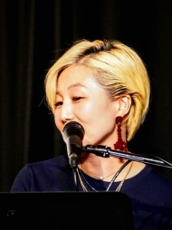 가수 김민정사진