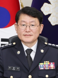 경찰공무원 김용진사진