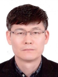 대학교수 김정오사진
