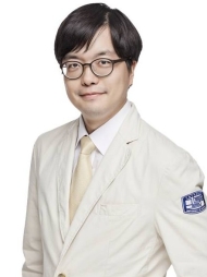 의사 김동휘사진