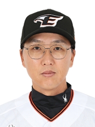 야구코치 김우석사진