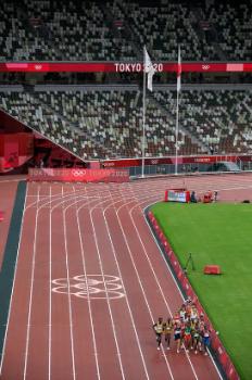 오피셜 필름 오브 더 올림픽 게임스 도쿄 2020 사이드 비 이미지