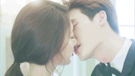 엔딩키스 크게 봐라.gif - 피노키오 갤러리