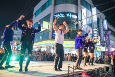 여수관광문화 > 문화·축제 > 여수청년거리문화축제 > 2019년 > 갤러리의 선소 HOT로드 페스티벌 게시물 상세보기