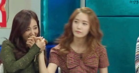 라스 작가는 사랑입니다♥ (윤율..♡ 율티..♡).gif - 유리 갤러리