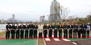 태화강 동천자전거도로 정비공사 준공식 [울산사진DB] 태화강 동천자전거도로 정비공사 준공식