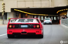  Ferrari F40 - 19 April 2015 -  Autogespot Ferrari F40