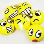 com에 오신걸 환영합니다! 2000스마일소프트볼(랜덤발송)*베이비;완구;교구;놀이완구;장난감*옵션선택은 배송메세지에 남겨주세요.