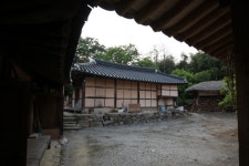 한국고문서자료관 ::: 삶의 공간과 유물유적