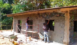 World’s first Plastic Bottle Village to recycle over a million PET bottles Plastic Bottle Village in Panama – Inhabitat... 