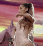 외방커뮤니티 > 헐리우드 > 미미겅듀 vs 아리겅듀 공주병 대결!(추가,스압)