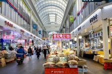 전국별별시장 > 중부건어물시장(신중부시장) | 별별시장&별별여행 ┃ 여행문화의 새로운 트렌드를 만들다 전국별별시장 > 중부건어물시장... 