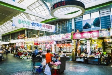 별별축제 > 지역주민과 함께하는 동서시장가을축제 | 별별시장&별별여행 ┃ 여행문화의 새로운 트렌드를 만들다 별별축제 > 지역주민과 함께하는... 