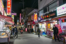별별골목 > 자양동 중국음식골목(건대 양꼬치거리) | 별별시장&별별여행 ┃ 여행문화의 새로운 트렌드를 만들다 별별골목 > 자양동 중국음식골목... 