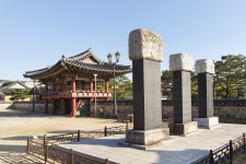 별별여행 > 김해수로왕릉 | 별별시장&별별여행 ┃ 여행문화의 새로운 트렌드를 만들다 별별여행 > 김해수로왕릉