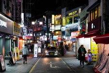별별골목 > 성남동호프골목(젊음의거리 내) | 별별시장&별별여행 ┃ 여행문화의 새로운 트렌드를 만들다 별별골목 > 성남동호프골목(젊음의거리 내)