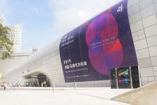 별별여행 > 동대문디자인플라자(DDP) | 별별시장&별별여행 ┃ 여행문화의 새로운 트렌드를 만들다 별별여행 > 동대문디자인플라자(DDP)