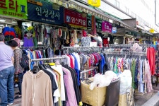 전국별별시장 > 동평화시장(동평화패션타운) | 별별시장&별별여행 ┃ 여행문화의 새로운 트렌드를 만들다 전국별별시장 > 동평화시장... 