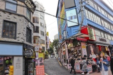 별별여행 > 홍대걷고싶은거리 | 별별시장&별별여행 ┃ 여행문화의 새로운 트렌드를 만들다 별별여행 > 홍대걷고싶은거리