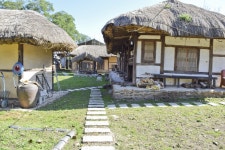 별별여행 > 보은최감찰댁 | 별별시장&별별여행 ┃ 여행문화의 새로운 트렌드를 만들다 별별여행 > 보은최감찰댁