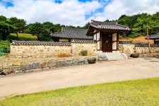 별별여행 > 포은정몽주선생묘 | 별별시장&별별여행 ┃ 여행문화의 새로운 트렌드를 만들다 별별여행 > 포은정몽주선생묘