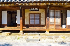 별별여행 > 회덕동춘당 | 별별시장&별별여행 ┃ 여행문화의 새로운 트렌드를 만들다 별별여행 > 회덕동춘당