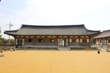 별별여행 > 함라한옥체험관 | 별별시장&별별여행 ┃ 여행문화의 새로운 트렌드를 만들다 별별여행 > 함라한옥체험관