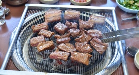 전국별별시장 스토어 > 송영선할머니갈비집 | 별별시장&별별여행 ┃ 여행문화의 새로운 트렌드를 만들다 전국별별시장 스토어 > 송영선할머니갈비집