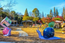 별별여행 > 뚜라조각공원 | 별별시장&별별여행 ┃ 여행문화의 새로운 트렌드를 만들다 별별여행 > 뚜라조각공원