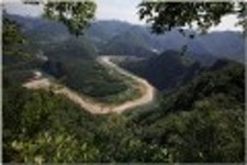 산행기 - ..............................  동강의 비경을 조망하는 산행.. . 동강 백 운 산..